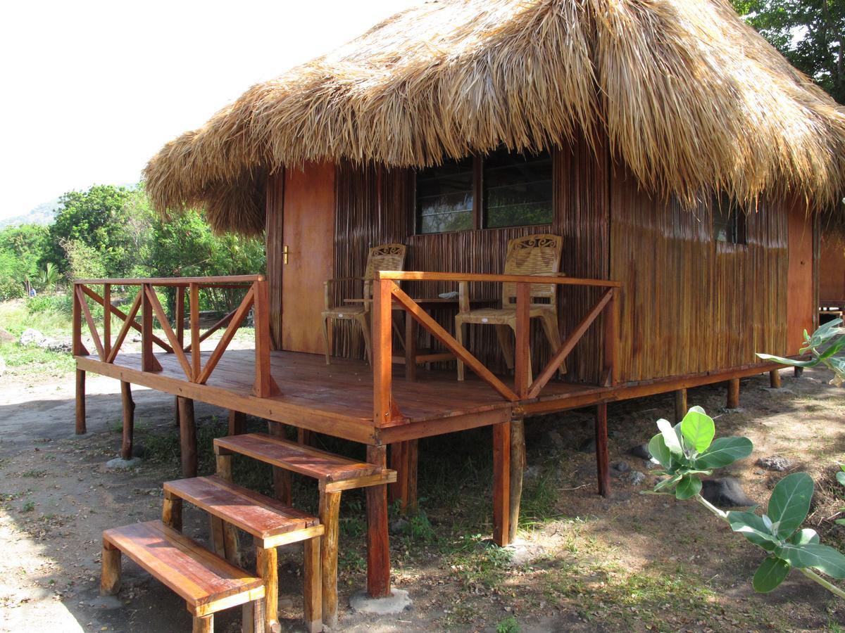 Atauro Dive Resort Beloi Kültér fotó